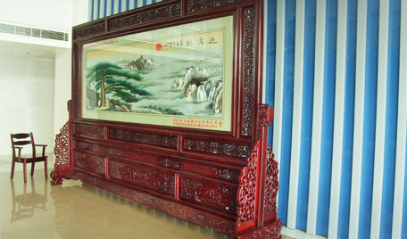 提升IPDI三聚體轉(zhuǎn)化率的高效催化劑選擇及對(duì)聚氨酯漆膜保色性的影響研究